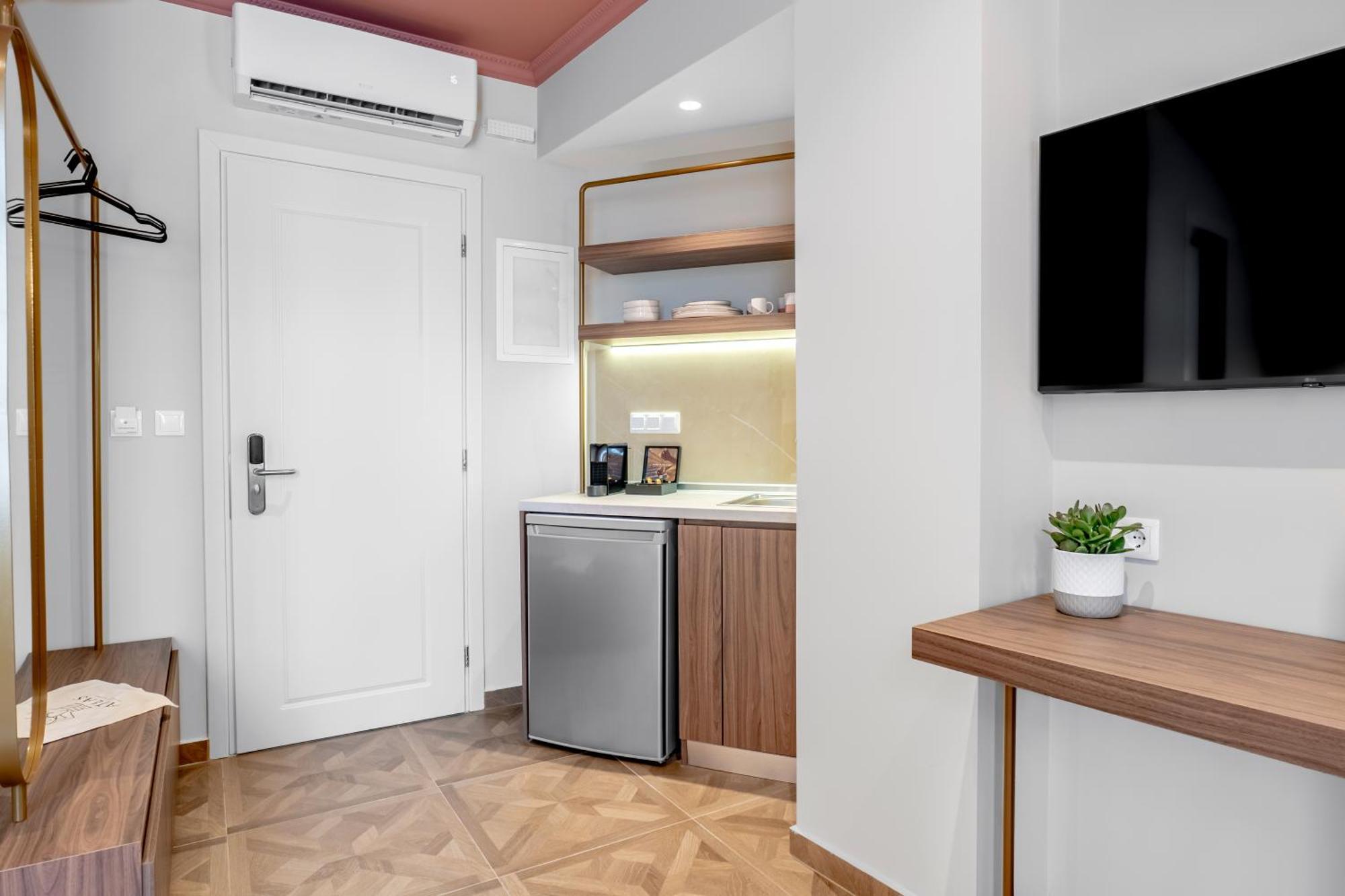 Atlas Boutique Suites Kavala Exteriör bild