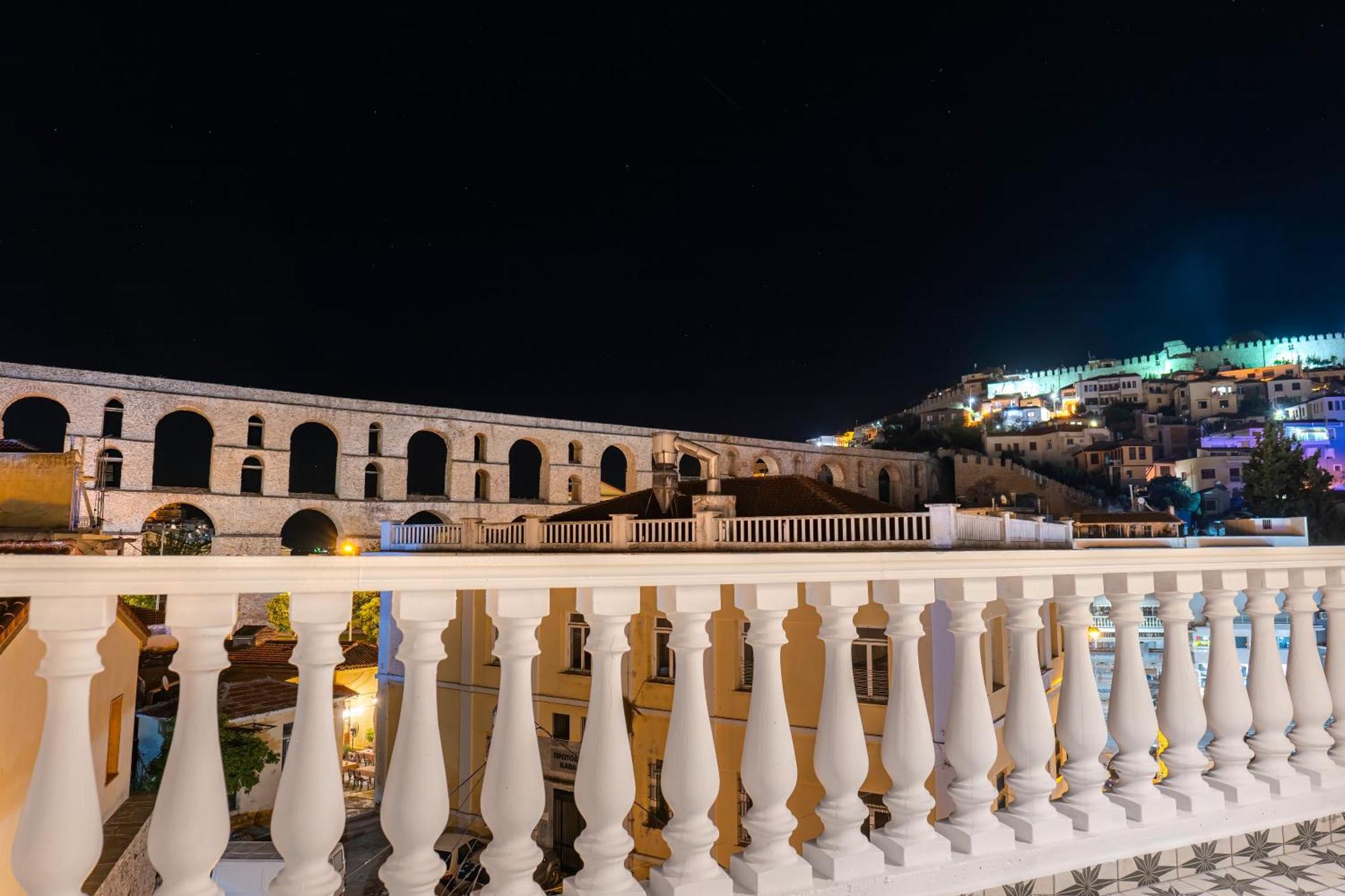 Atlas Boutique Suites Kavala Exteriör bild