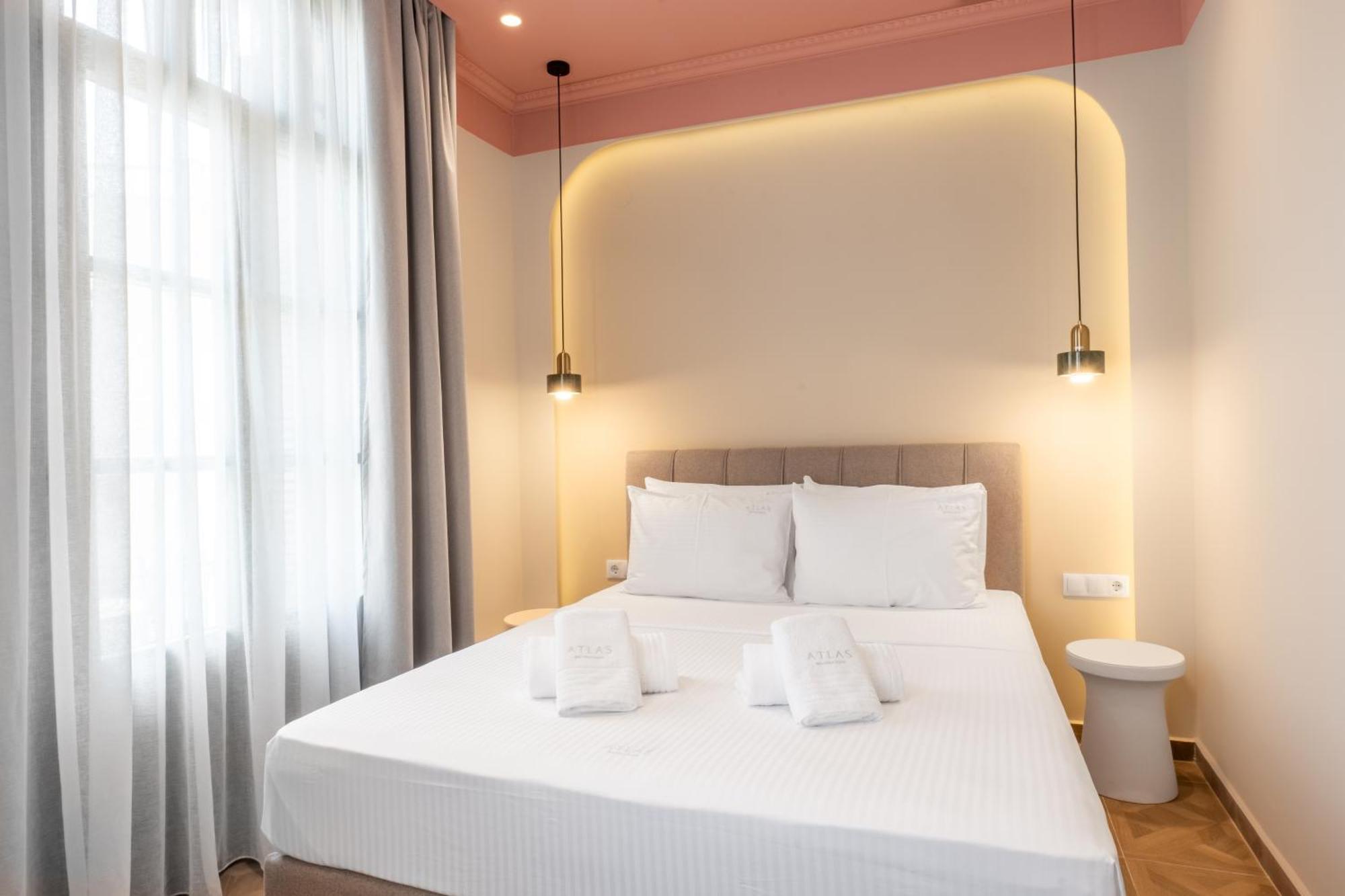 Atlas Boutique Suites Kavala Exteriör bild