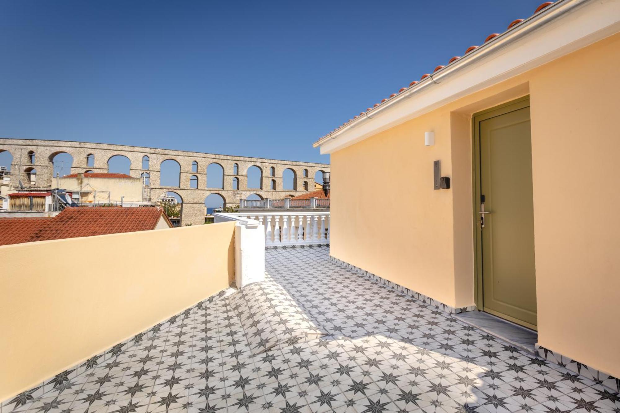 Atlas Boutique Suites Kavala Exteriör bild